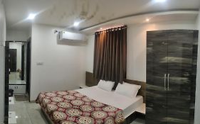 Hotel rb Palace Indore